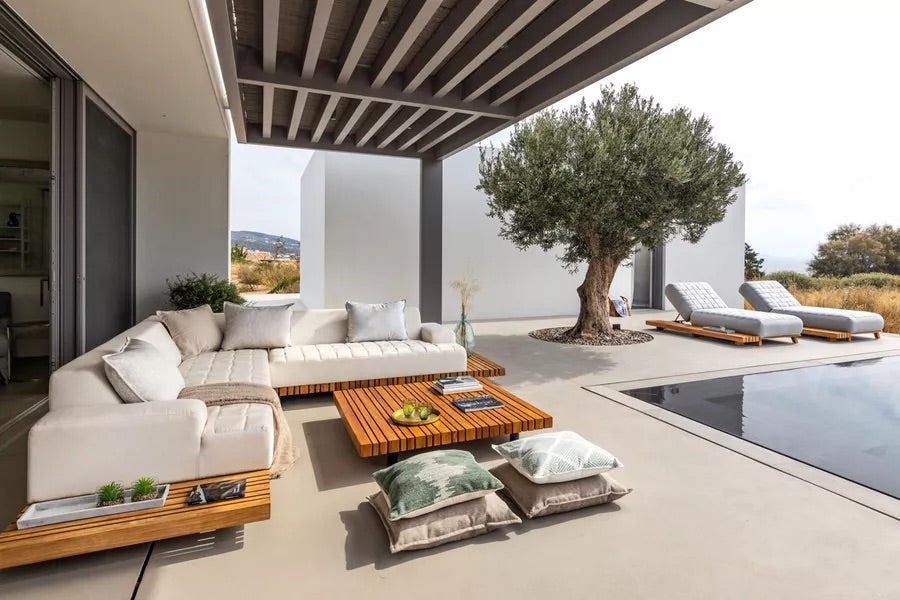 OUTFLEXX Icon Ecklounge, natte/natur, Alu/Teak/Sunbrella, 4-5 Personen, inkl. Loungetisch, Seitenablage aus Teak