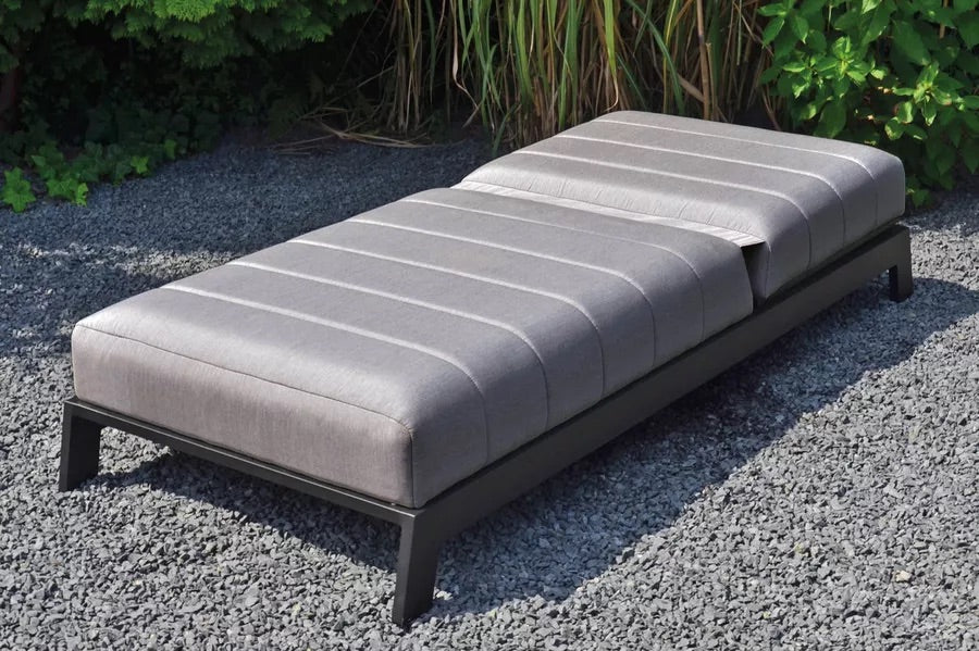 OUTFLEXX Bite Loungeliege, flanelle, Alu/Sunbrella, 203 x 90 x 38 cm, 4-fach verstellbar